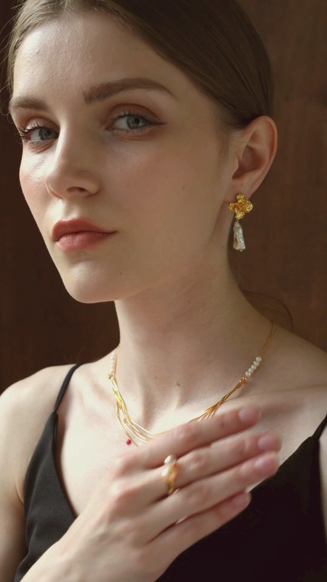 Zarae 18k Gold Pearl Drop Earrings