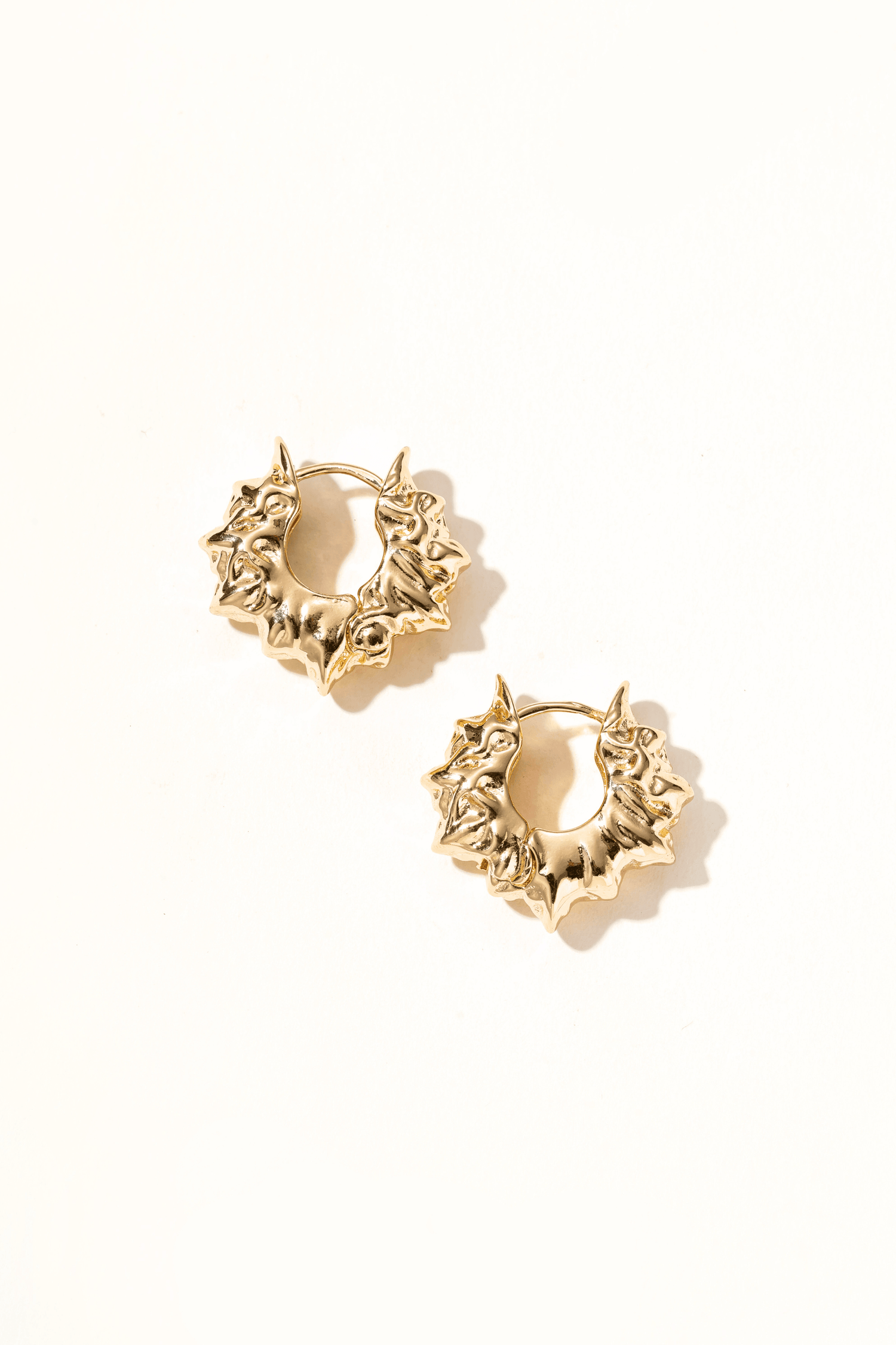 Seraphia 18K Gold Huggie Earrings