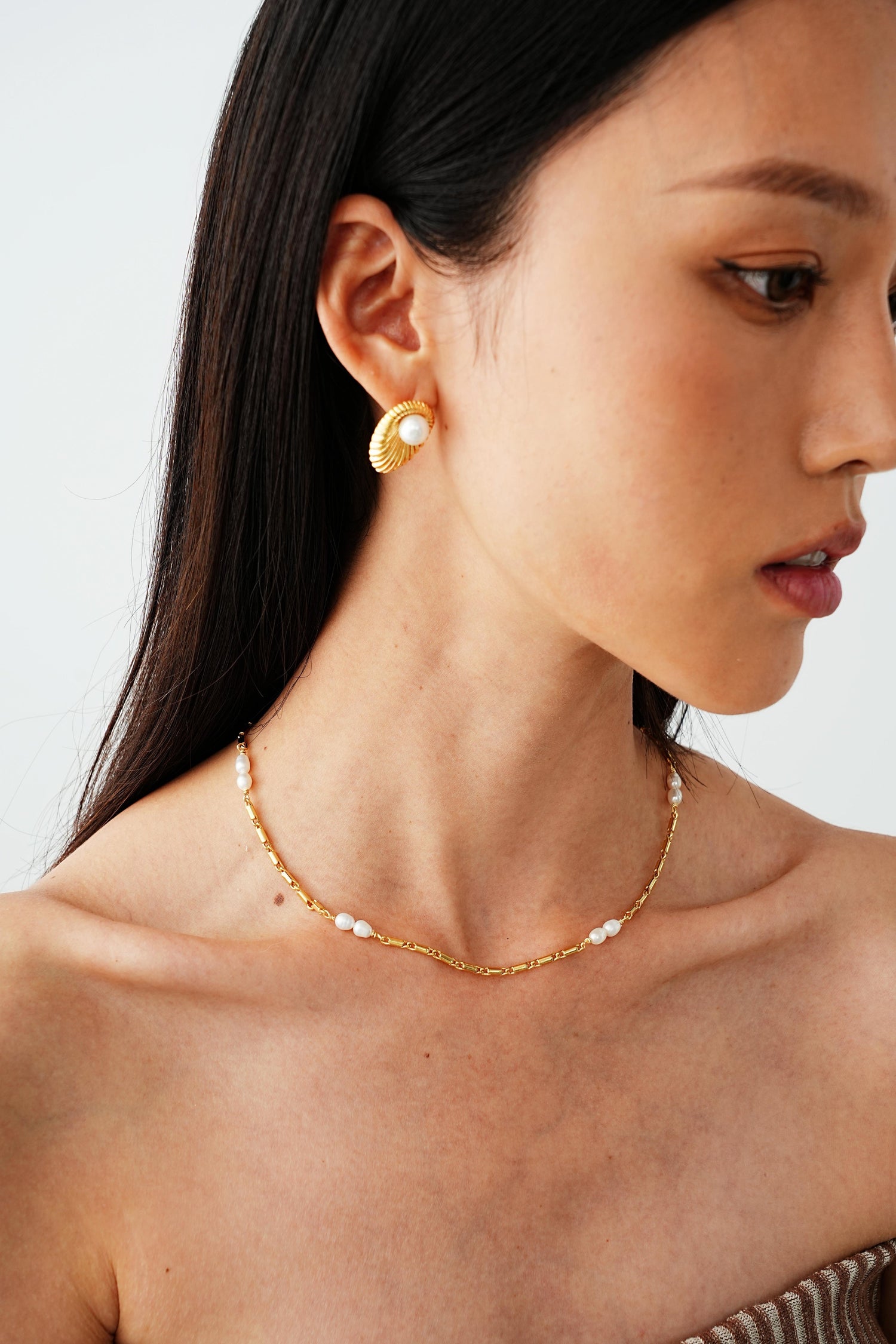 Valencia Pearl and Gold Beaded Necklace